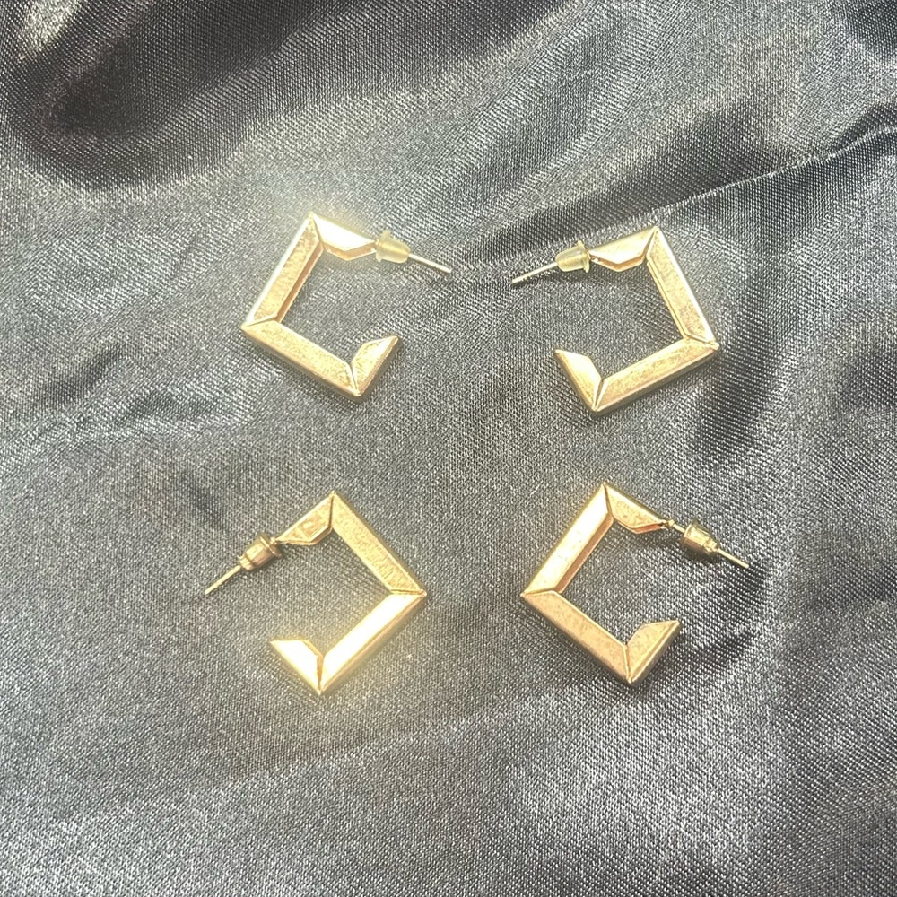 Geometric hoop earrings women’s jewelry